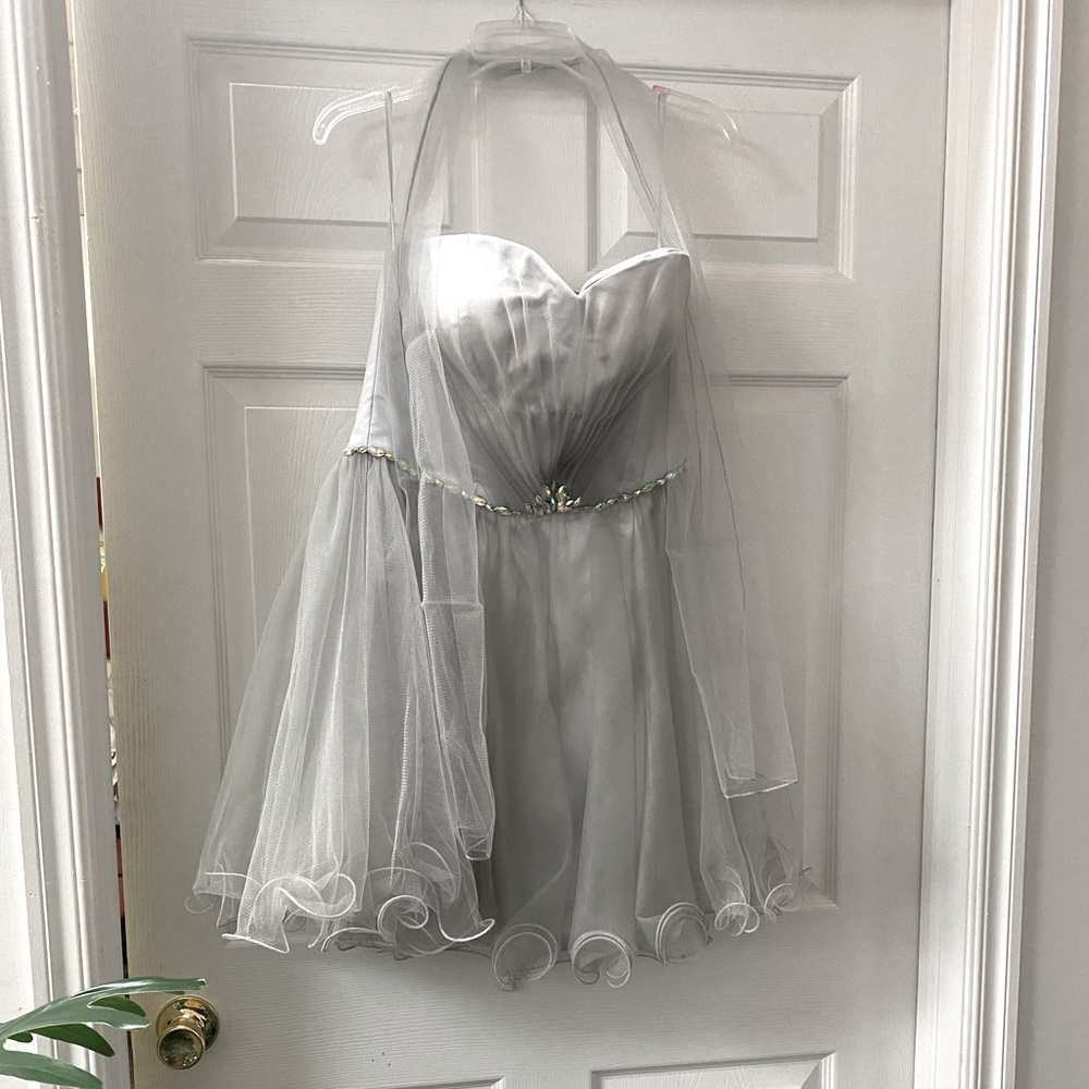 Large dancing Queen prom dress